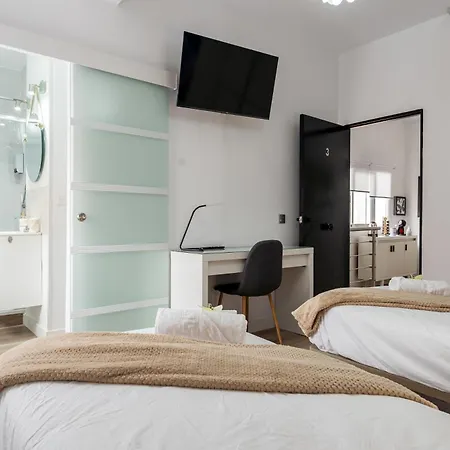 Penzion Cruz Ensuite Santa Cruz de Tenerife