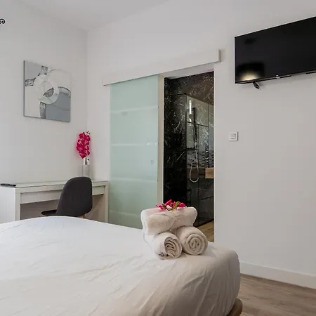Гостевой дом Cruz Ensuite 3*